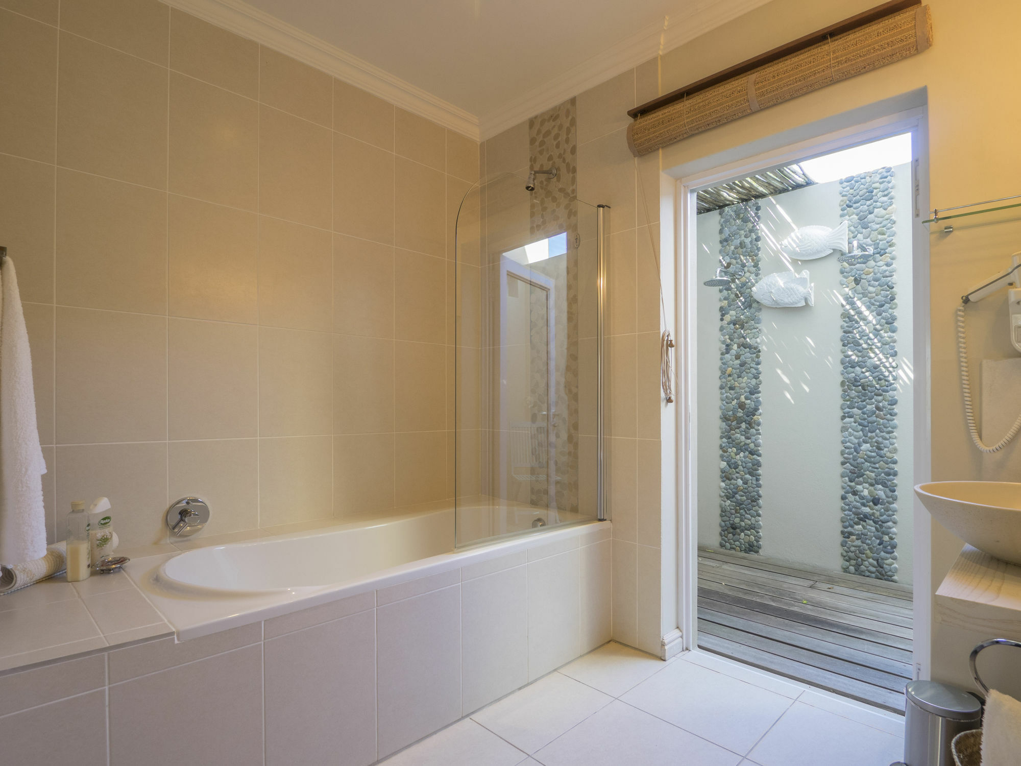 Bahari Beach House Plettenberg Bay Eksteriør billede